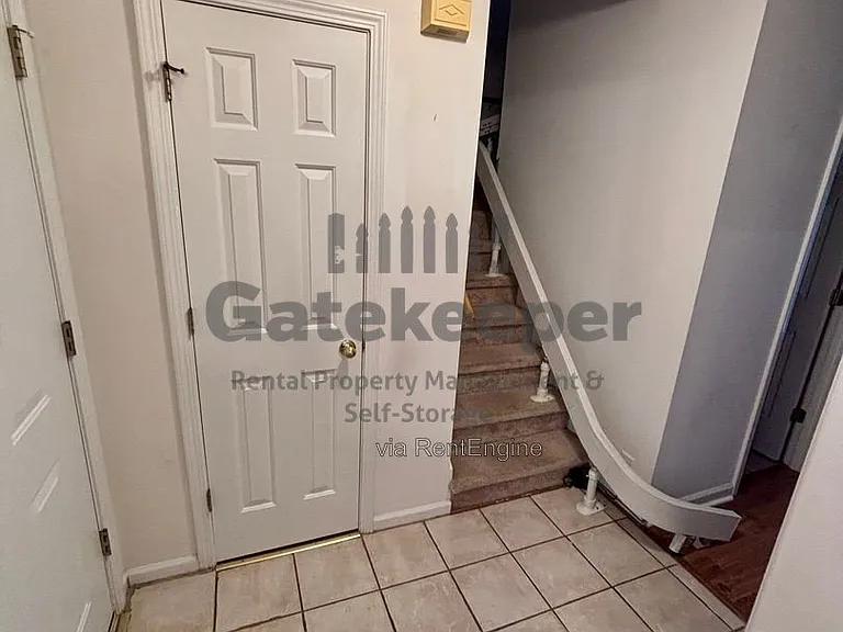 644 N Fairfield Dr — Photo 4