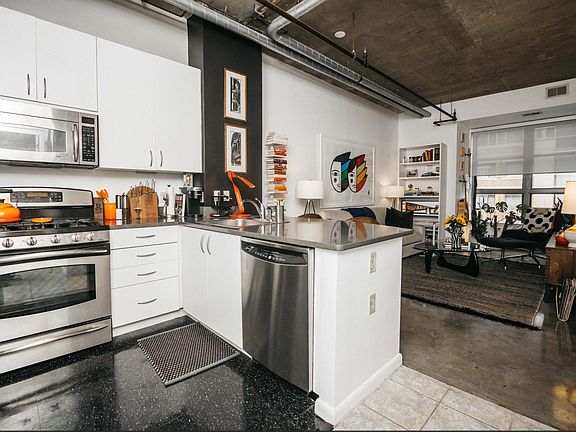 2nd image of 1300 N St NW #317