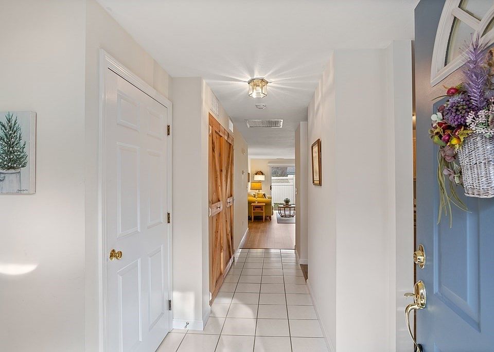 64 Crystal Brook Way UNIT A, Marlborough, MA 01752 Zillow