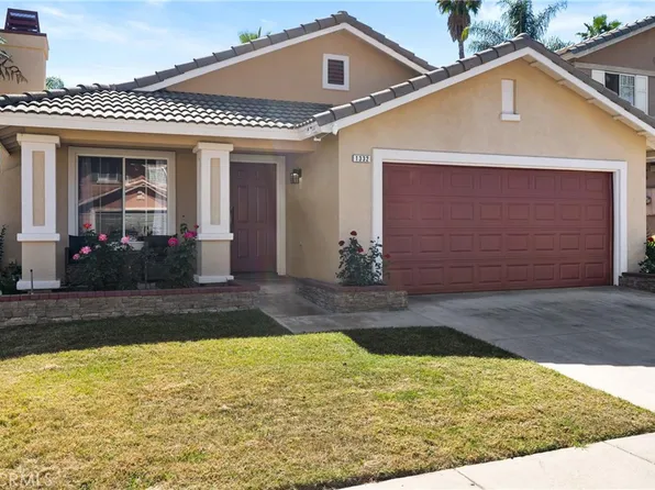 1332 Sonnet Hill Ln, Corona, CA 92881