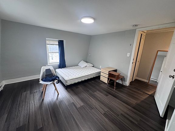 4th image of 10 Wallace St #3A