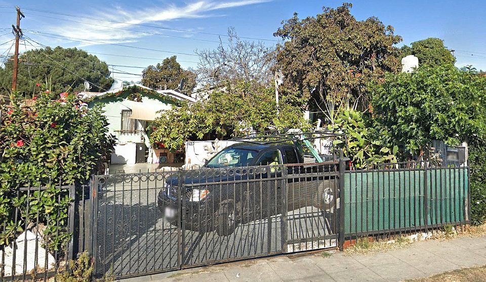 1st image of 1033 W 66th St