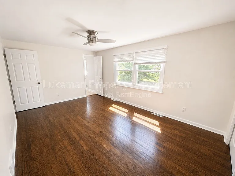 6318 Avon St — Photo 10