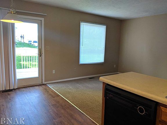 5th image of 2741 Arrowhead Dr