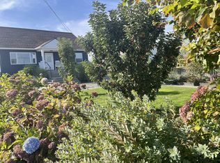 9625 21st Ave SW, Seattle, WA 98106