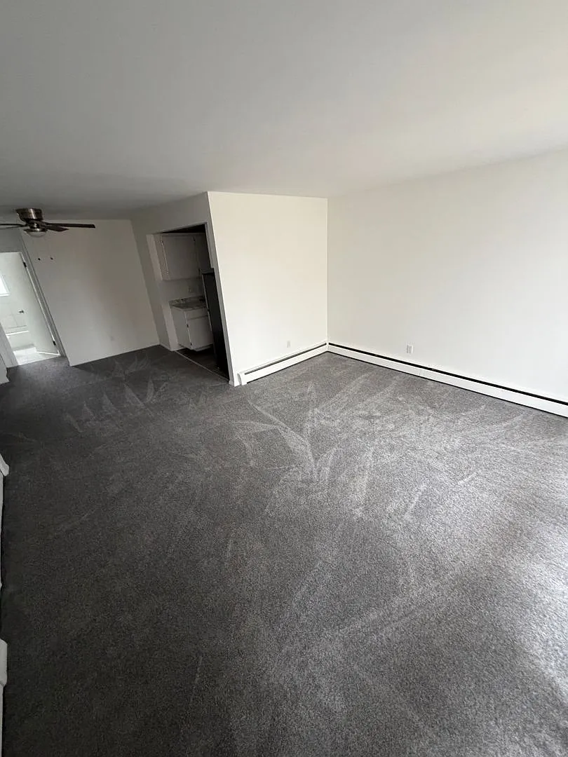 24801 Jefferson Ave — Photo 3