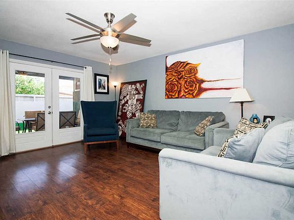 4th image of 3140 S Winsor Ave APT 6