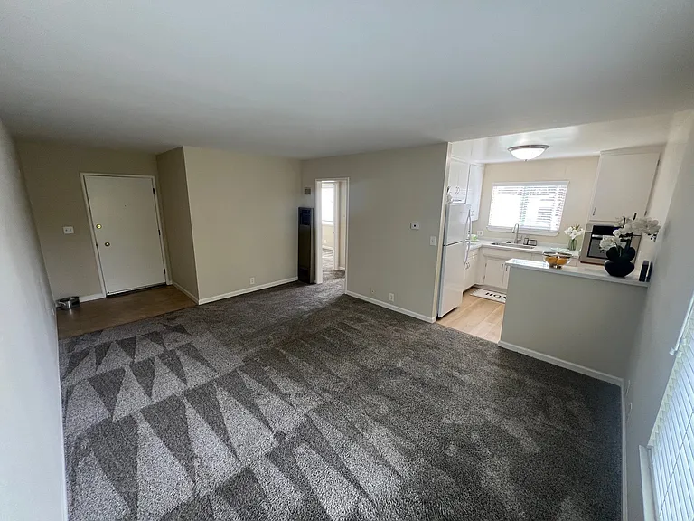 240 Di Salvo Ave #17 — Photo 18