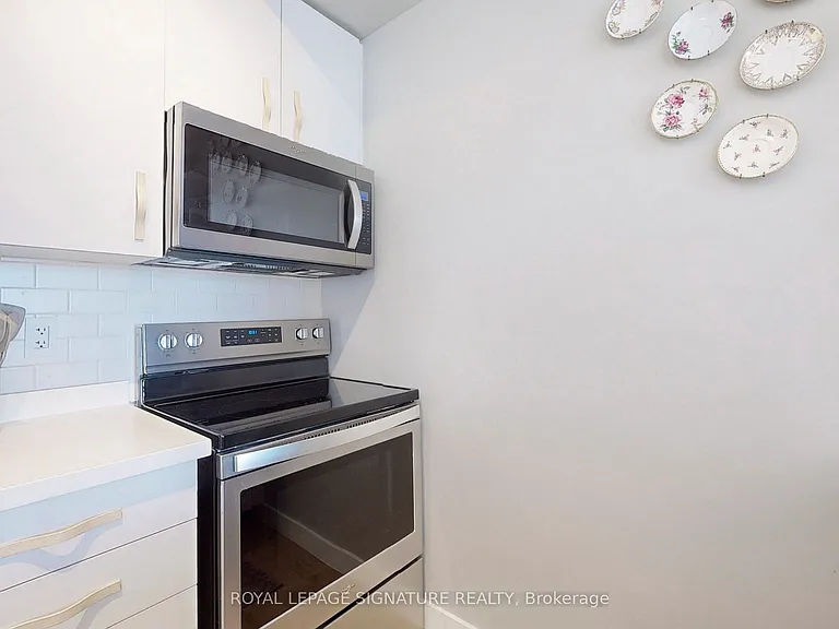 8 Trent Ave #821 — Photo 8