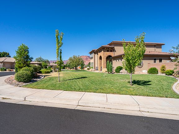 3rd image of 3736 W Sagebrush Dr