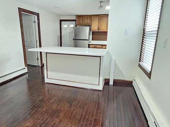 2nd image of 21 Central St #2