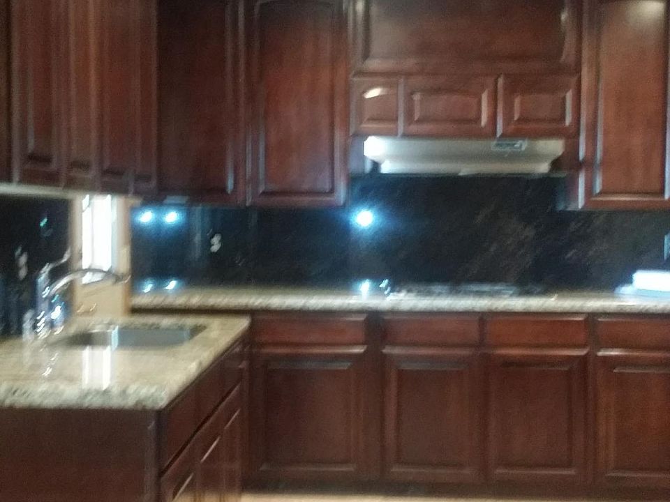 2nd image of 4818 W Coronado Rd