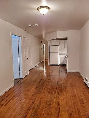 2nd image of 881 Intervale Ave APT 3