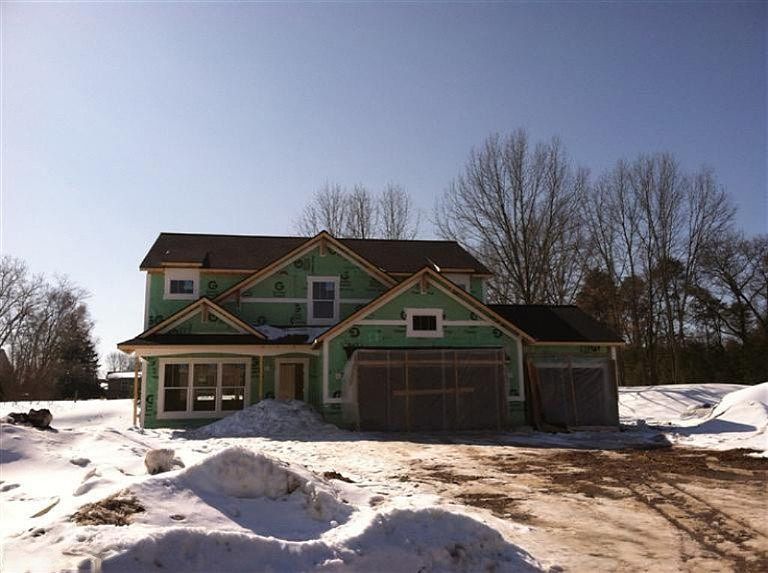 1st image of 2720 Copper Hill Dr