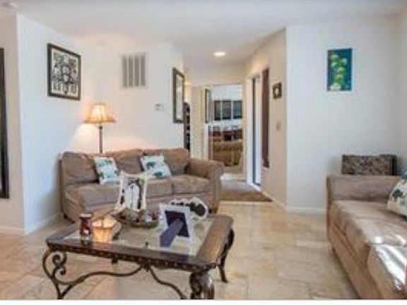 4th image of 675 Cypress Way E