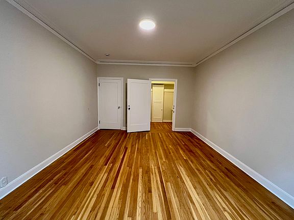2nd image of 1835 Clay St APT 103