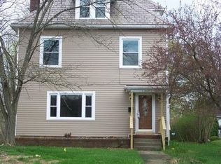 312 E Main St APT 1, Grove City, PA 16127