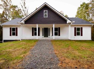 15 Rainwood Dr, Silver Creek, GA 30173