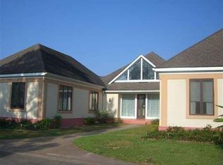 515 Valley View Dr, Fort Valley, GA 31030