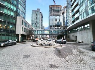 397 Front St N #1806, Toronto, ON M5V3S1
