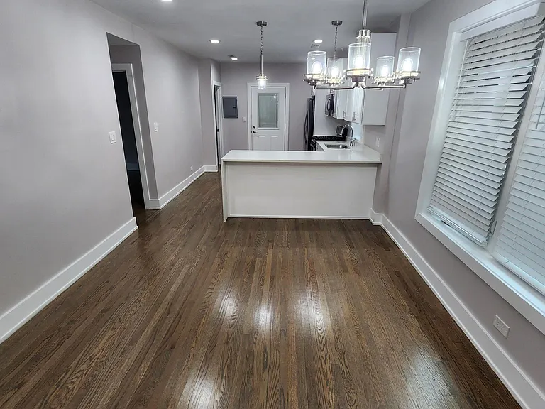5537 N Spaulding Ave #2 — Photo 9