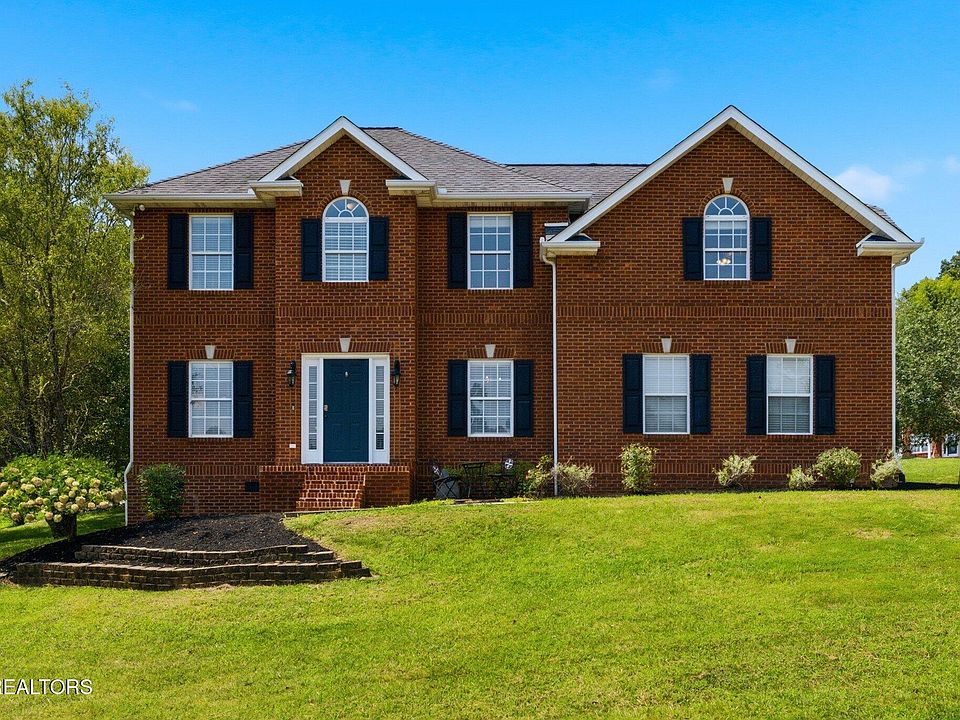 1st image of 8229 Woodpath Ln