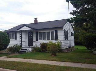 1017 1st Ave NW, Hibbing, MN 55719