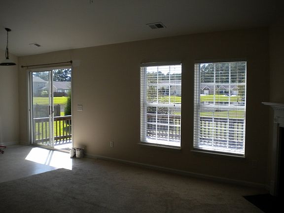 2nd image of 107 Cranston Ln
