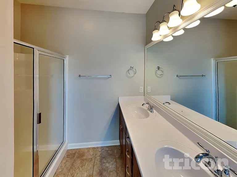6429 Sunnywood Dr — Photo 8