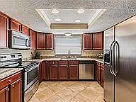 7805 Burnham Dr #7805