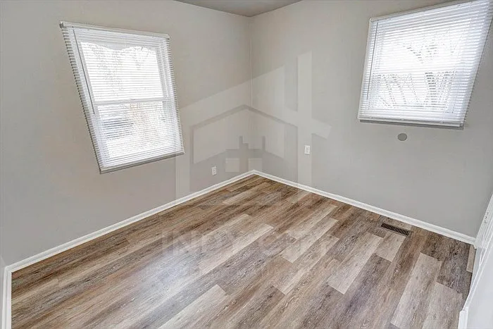8328 E 41st Pl — Photo 15