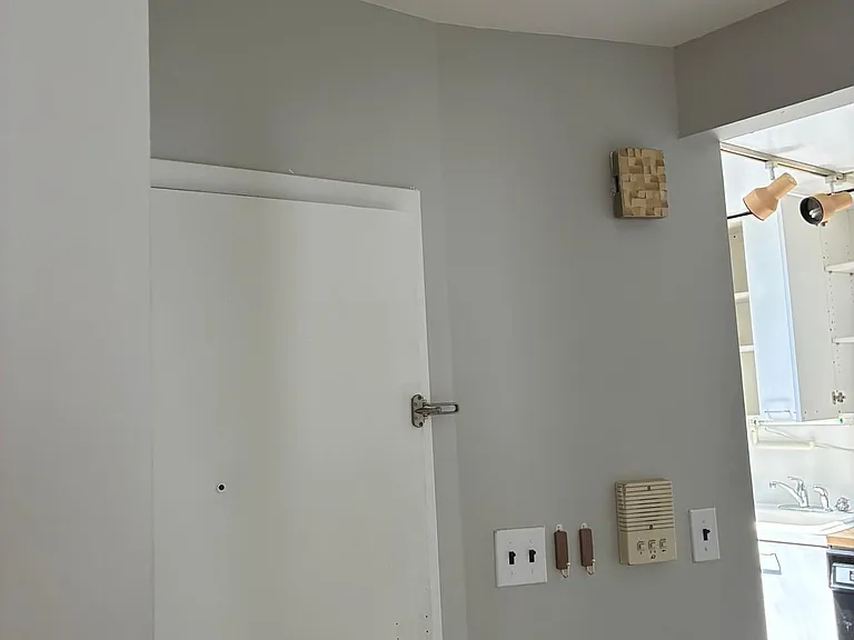 504 Court St #5 — Photo 19