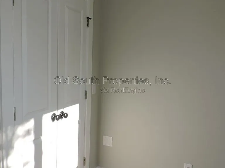 706 N F St #B — Photo 15