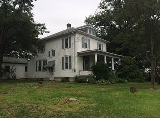 437 Blooming Grove Rd, Hanover, PA 17331