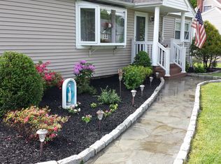 11 Marino Rd, Poughkeepsie, NY 12601