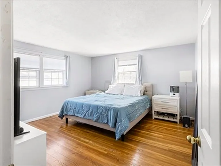 33 Westgate Rd — Photo 13
