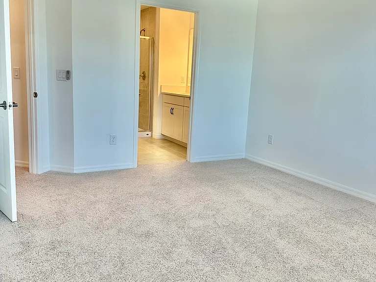 5425 Tripoli Dr — Photo 34
