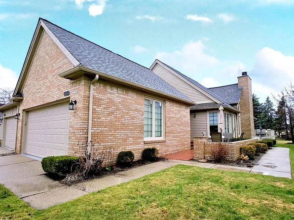 16711 Cobblestone West Blvd, Macomb, MI 48042