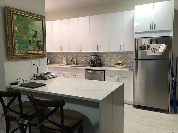 3rd image of 3 Bryant Ave #B