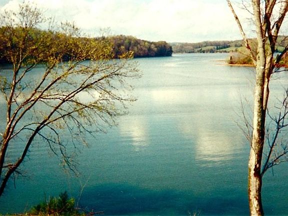 2nd image of Logans Landing Cir
