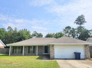 13544 Huntington Cir, Gulfport, MS 39503