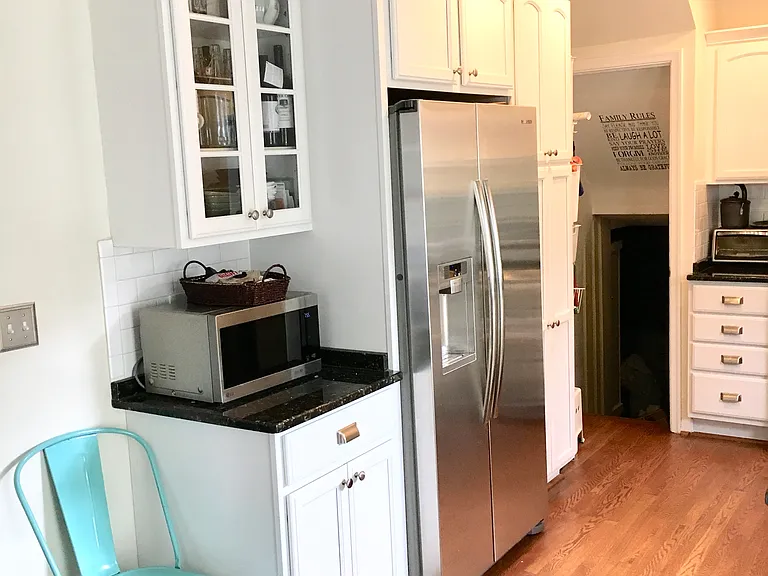 720 Parkway Ter — Photo 9