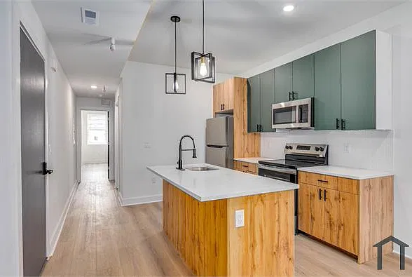 2 bed, $1,550 — Photo 3