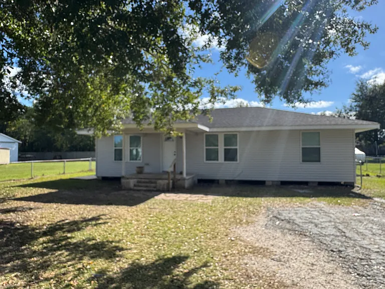 922 Alan Rd — Photo 11