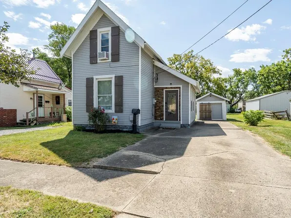 617 Willard St, Washington Court House, OH 43160