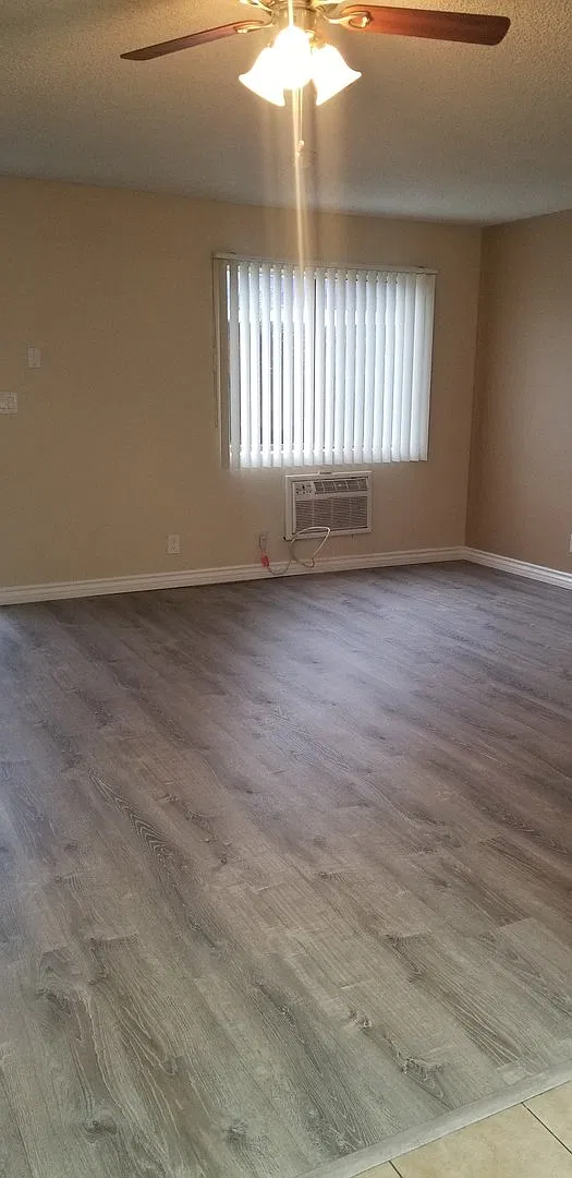 Ally's Flower Apartments LLC — Photo 4