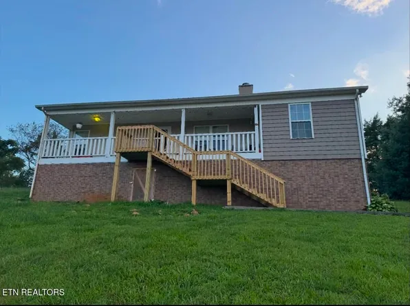 207 Brantley Acres Rd, Speedwell, TN 37870