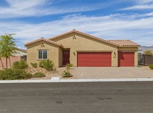 182 E Hawk Ave, Pahrump, NV 89060