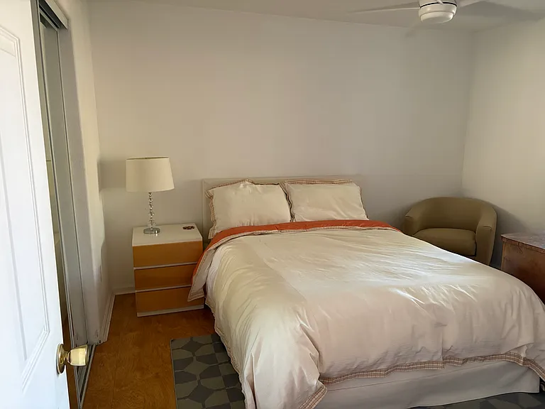Bedroom #1