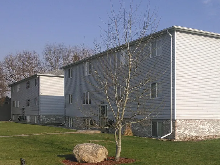 511 Verges Ave #1-12 — Photo 3